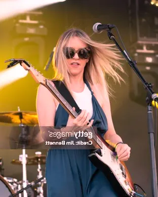 Liz Phair & Sleater-Kinney