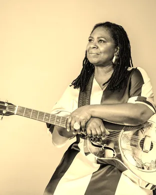 Ruthie Foster