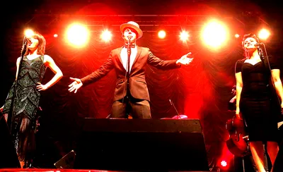 Scott Bradlee's Postmodern Jukebox
