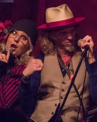 Squirrel Nut Zippers